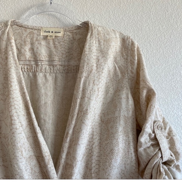 Anthropologie Cloth&Stone Revolve Dahl SnakePrint Jumper Size SMALL - Picture 6 of 11